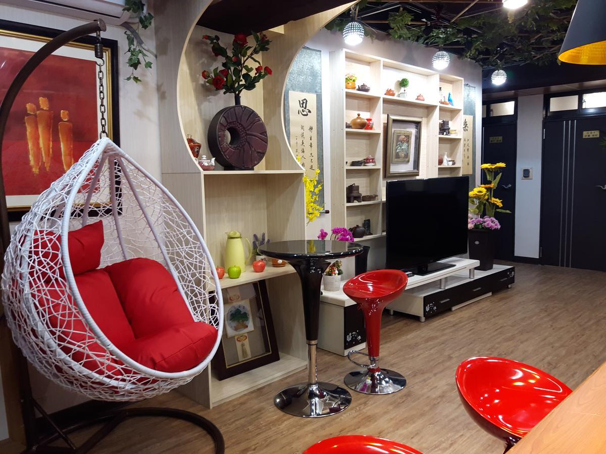 Hase Spring Apartment Tainan Bagian luar foto