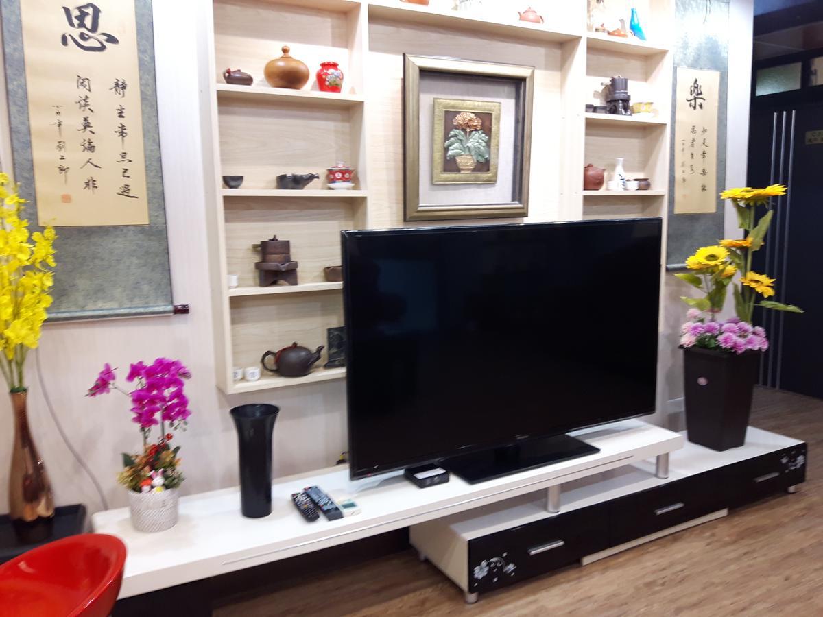 Hase Spring Apartment Tainan Bagian luar foto