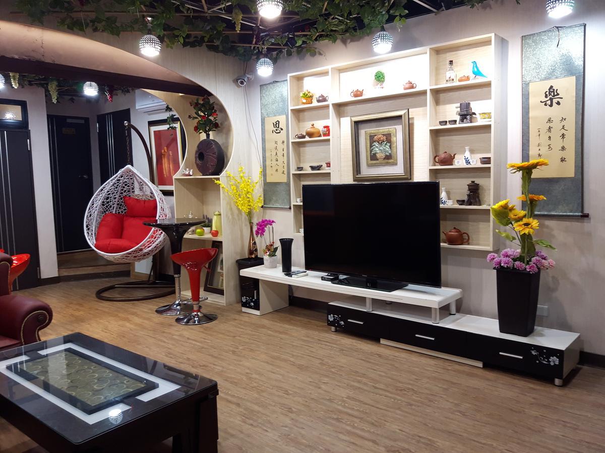 Hase Spring Apartment Tainan Bagian luar foto