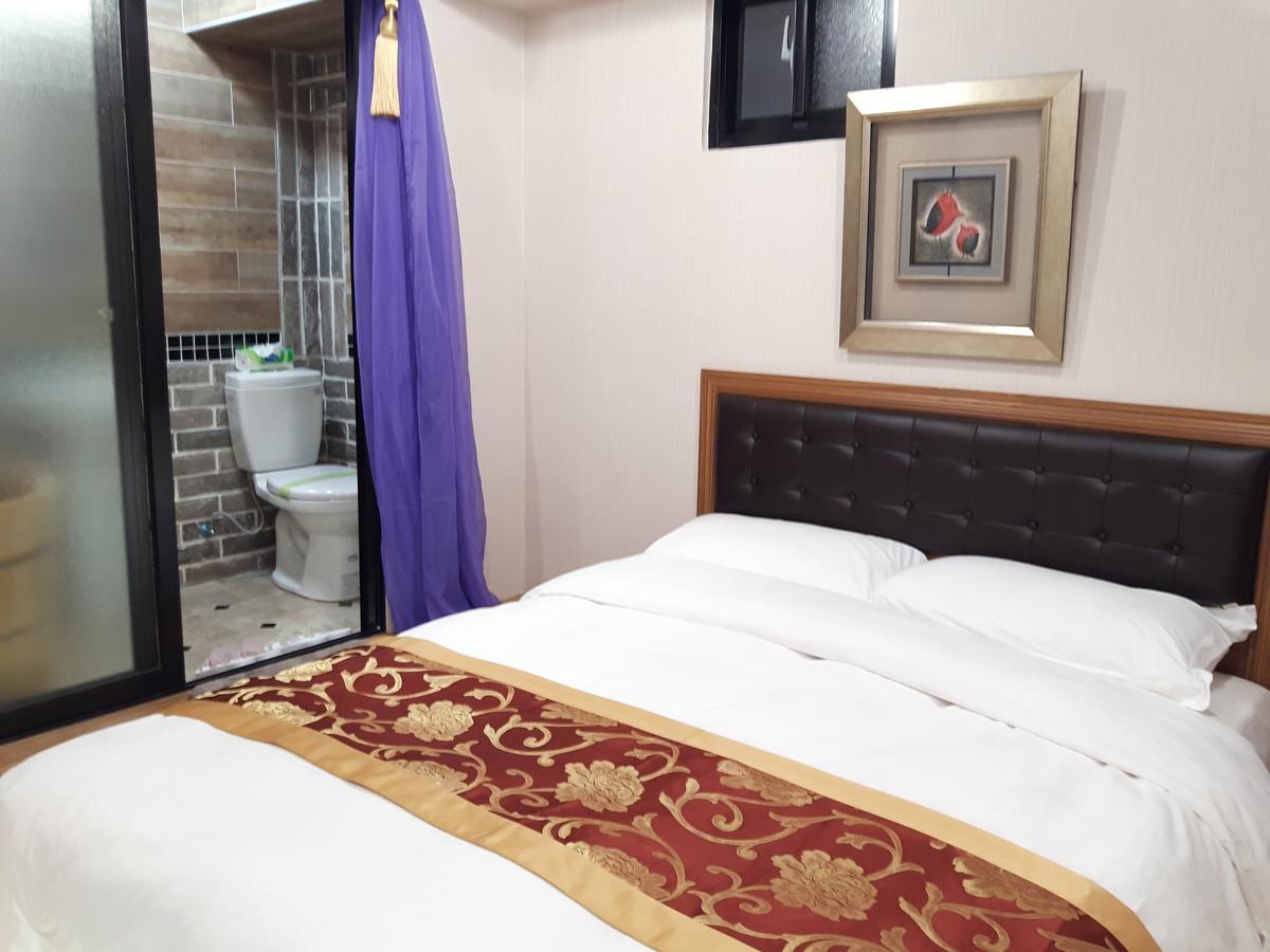 Hase Spring Apartment Tainan Bagian luar foto