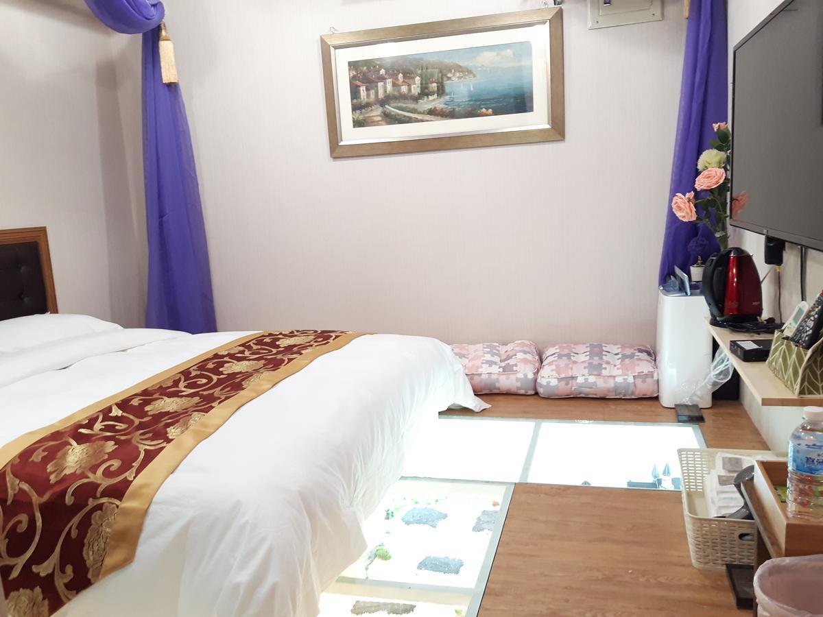 Hase Spring Apartment Tainan Bagian luar foto